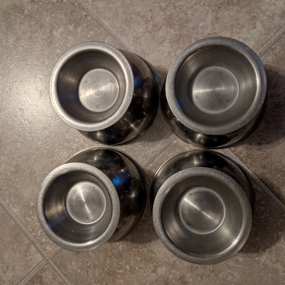 Vtg set of 4 Stainless steel Desert/ Ice Cream/Sherbert dishes - Picture 5 of 6